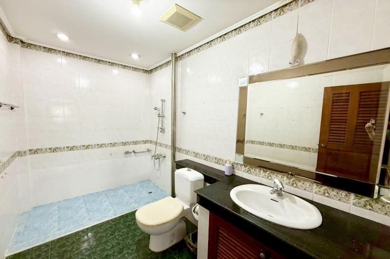 ลาดพร้าว 80 วังทองหลาง, Bangkok, ถนนลาดพร้าว, Wang Thonglang, Bangkok, 4 Bedrooms, 150 sqm, Townhouse For Sale, by คุณนารี, 500621837 - DDproperty.com