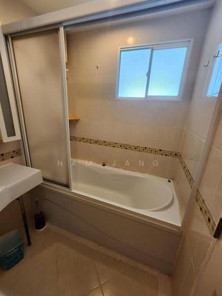Life @ BTS Tha-Phra, Bangkok, 18  Ratchadaphisek Road, Talat Plu, Thon Buri, Bangkok, 1 Bedroom, 42 sqm, Condo For Rent, by nam jang, 500621888 - DDproperty.com
