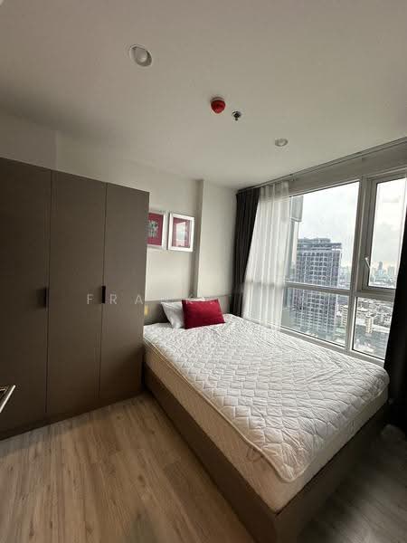 XT Huaikhwang, Bangkok, 244 Ratchadaphisek Road, Huai Khwang, Bangkok, 1 Bedroom, 35 sqm, Condo For Rent, by Frank. Sun, 500621891 - DDproperty.com