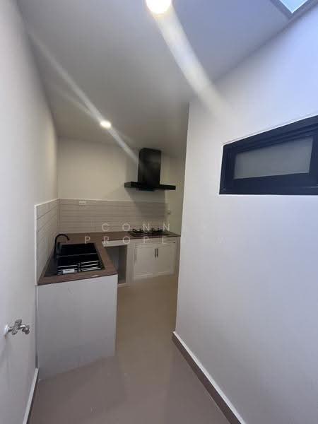 Poonsuk, Nonthaburi, แจ้งวัฒนะ - ปากเกร็ด 16, Pak Kret, Nonthaburi, 3 Bedrooms, 150 sqm, Townhouse For Sale, by Connex Property, 500621936 - DDproperty.com