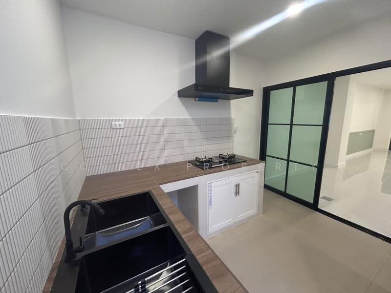 Poonsuk, Nonthaburi, แจ้งวัฒนะ - ปากเกร็ด 16, Pak Kret, Nonthaburi, 3 Bedrooms, 150 sqm, Townhouse For Sale, by Connex Property, 500621936 - DDproperty.com