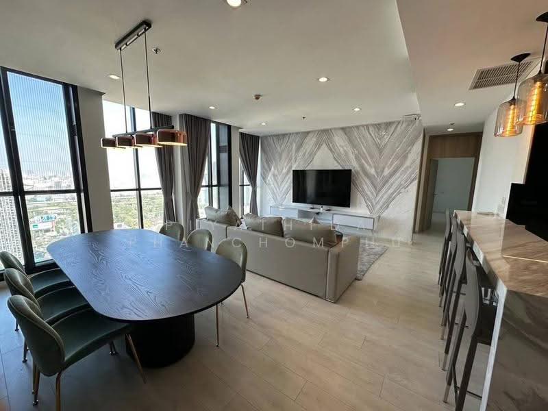 Noble Ploenchit, Bangkok, 1035 Ploenchit Road, Lumphini, Pathum Wan, Bangkok, 2 Bedrooms, 120 sqm, Condo For Sale, by Piyathida Phanchomphu, 500621944 - DDproperty.com