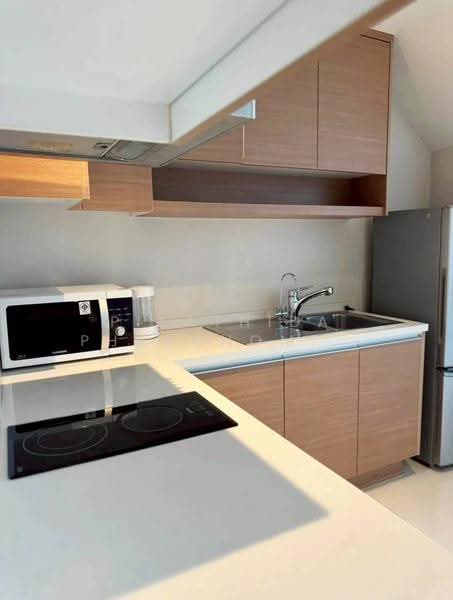 The Emporio Place, Bangkok, 93 Soi Sukhumvit 24, Sukhumvit Road, Khong Tan, Khlong Toei, Bangkok, 1 Bedroom, 83 sqm, Condo For Rent, by Piyathida Phanchomphu, 500621979 - DDproperty.com