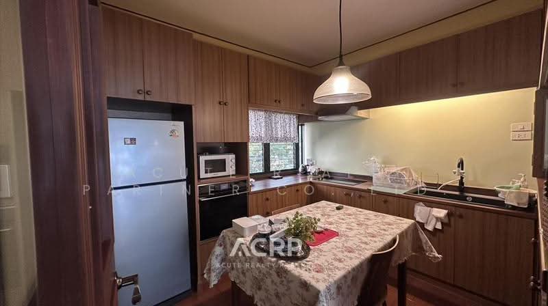 Siam Penthouse 2 Condominium, Bangkok, 72 Soi Sathorn 1, Sathorn Road, Thung Maha Mek, Sathon, Bangkok, 3 Bedrooms, 171 sqm, Apartment For Sale, by Acute Realty Partner Co.,Ltd., 500622023 - DDproperty.com