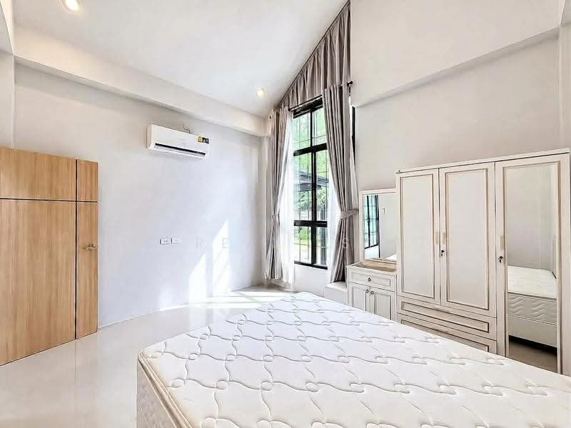 3 Bedroom Pool Villa for Sale Mabprachan East Pattaya, Chon Buri (Pattaya), Bang Lamung, Bang Lamung (Pattaya), Chon Buri (Pattaya), 3 Bedrooms, 216 sqm, Villa For Sale, by PLC Real Estate, 500622070 - DDproperty.com