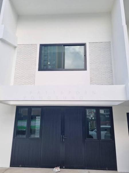 3-BR House, Bangkok, Suan Luang, Bangkok, 3 Bedrooms, 260 sqm, Single Detached House For Sale, by Pattaporn Yongsungnone, 500622229 - DDproperty.com