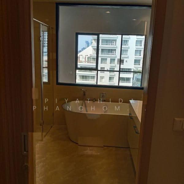 Sathorn 111, Bangkok, Thung Maha Mek, Sathon, Bangkok, 3 Bedrooms, 168 sqm, Apartment For Rent, by Piyathida Phanchomphu, 500622245 - DDproperty.com