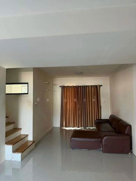 ให้เช่าทาวน์โฮม ม.เดอะเบสตั้นวิลเลจ2 บึง เครือสหพัฒน์ ศรีราชา, Chon Buri (Pattaya), Bueng, Si Racha, Chon Buri (Pattaya), 3 Bedrooms, 90 sqm, Townhouse For Rent, by Dusit Saengfa, 500622313 - DDproperty.com