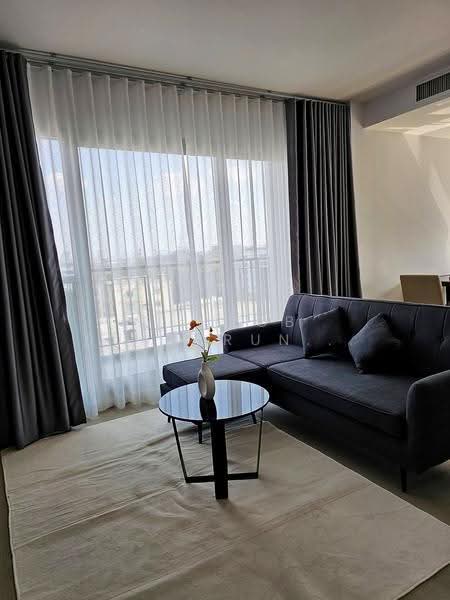 Life Ratchadapisek, Bangkok, 279 Ratchadapisaek Road, Huai Khwang, Bangkok, 2 Bedrooms, 65 sqm, Condo For Rent, by Sompob Buaparungsri, 500622376 - DDproperty.com