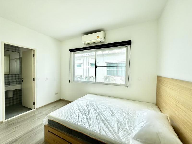 Indy Bangna-Ramkhamhaeng 2, Bangkok, Soi 7, Dok Mai, Prawet, Bangkok, 2 Bedrooms, 90 sqm, Townhouse For Rent, by Wallaya (Jang) Boonmee, 500622437 - DDproperty.com