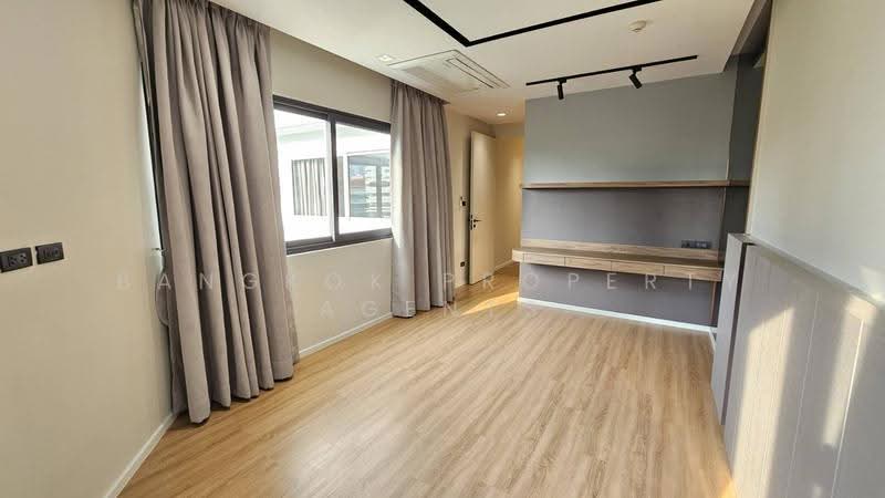 Baan Suan Plu, Bangkok, Soi Phatthanasin, Thung Maha Mek, Sathon, Bangkok, 3 Bedrooms, 295 sqm, Condo For Rent, by BANGKOK PROPERTY AGENTS, 500622445 - DDproperty.com