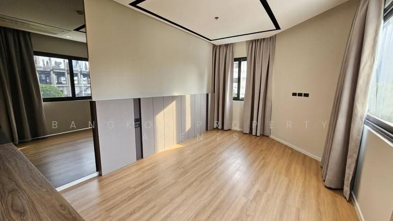 Baan Suan Plu, Bangkok, Soi Phatthanasin, Thung Maha Mek, Sathon, Bangkok, 3 Bedrooms, 295 sqm, Condo For Rent, by BANGKOK PROPERTY AGENTS, 500622445 - DDproperty.com