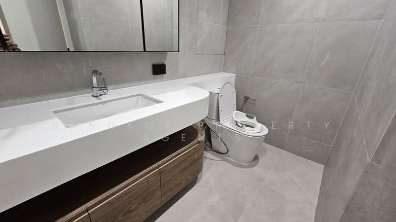 Baan Suan Plu, Bangkok, Soi Phatthanasin, Thung Maha Mek, Sathon, Bangkok, 3 Bedrooms, 295 sqm, Condo For Rent, by BANGKOK PROPERTY AGENTS, 500622445 - DDproperty.com