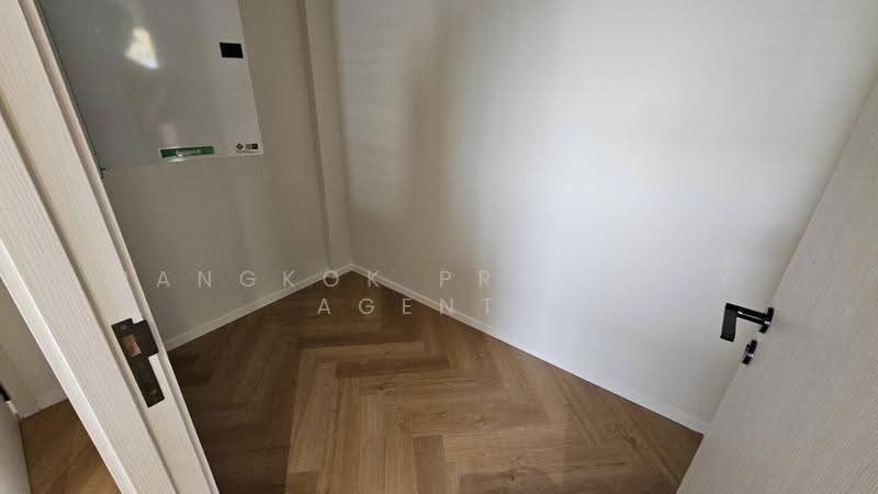 Baan Suan Plu, Bangkok, Soi Phatthanasin, Thung Maha Mek, Sathon, Bangkok, 3 Bedrooms, 295 sqm, Condo For Rent, by BANGKOK PROPERTY AGENTS, 500622445 - DDproperty.com
