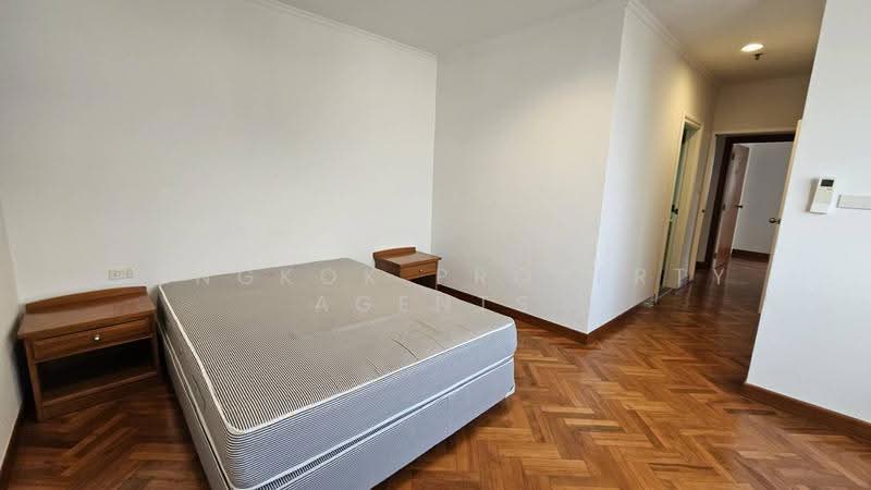 Baan Suan Plu, Bangkok, Soi Phatthanasin, Thung Maha Mek, Sathon, Bangkok, 4 Bedrooms, 300 sqm, Condo For Rent, by BANGKOK PROPERTY AGENTS, 500622472 - DDproperty.com