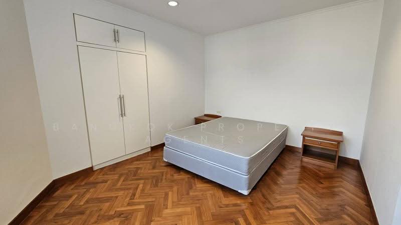 Baan Suan Plu, Bangkok, Soi Phatthanasin, Thung Maha Mek, Sathon, Bangkok, 4 Bedrooms, 300 sqm, Condo For Rent, by BANGKOK PROPERTY AGENTS, 500622472 - DDproperty.com