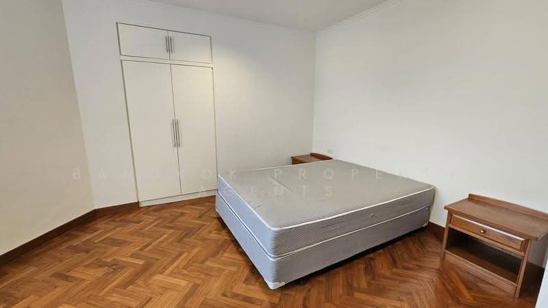 Baan Suan Plu, Bangkok, Soi Phatthanasin, Thung Maha Mek, Sathon, Bangkok, 4 Bedrooms, 300 sqm, Condo For Rent, by BANGKOK PROPERTY AGENTS, 500622472 - DDproperty.com