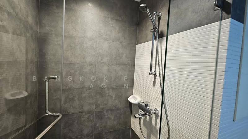 Baan Suan Plu, Bangkok, Soi Phatthanasin, Thung Maha Mek, Sathon, Bangkok, 4 Bedrooms, 300 sqm, Condo For Rent, by BANGKOK PROPERTY AGENTS, 500622472 - DDproperty.com