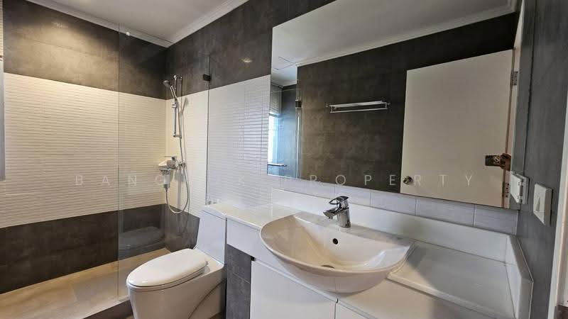 Baan Suan Plu, Bangkok, Soi Phatthanasin, Thung Maha Mek, Sathon, Bangkok, 4 Bedrooms, 300 sqm, Condo For Rent, by BANGKOK PROPERTY AGENTS, 500622472 - DDproperty.com