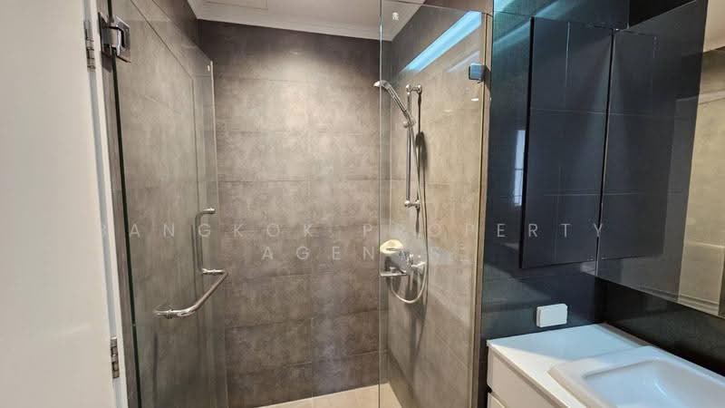 Baan Suan Plu, Bangkok, Soi Phatthanasin, Thung Maha Mek, Sathon, Bangkok, 4 Bedrooms, 300 sqm, Condo For Rent, by BANGKOK PROPERTY AGENTS, 500622472 - DDproperty.com
