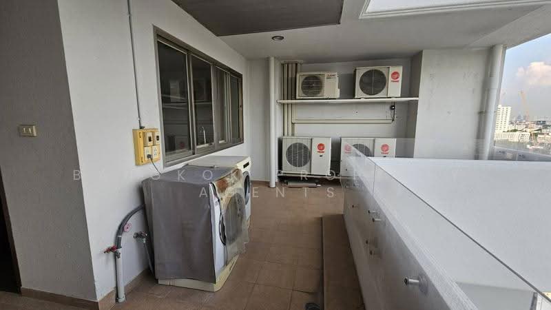 Baan Suan Plu, Bangkok, Soi Phatthanasin, Thung Maha Mek, Sathon, Bangkok, 4 Bedrooms, 300 sqm, Condo For Rent, by BANGKOK PROPERTY AGENTS, 500622472 - DDproperty.com