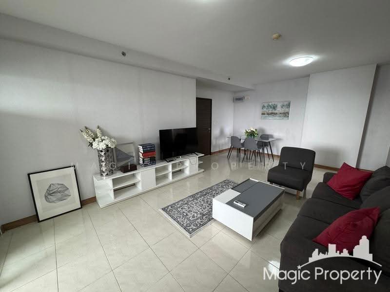 Supalai Park Ekkamai-Thonglor, Bangkok, Petchaburi Road, Bang Kapi, Huai Khwang, Bangkok, 2 Bedrooms, 84 sqm, Condo For Rent, by Magic Property, 500622490 - DDproperty.com