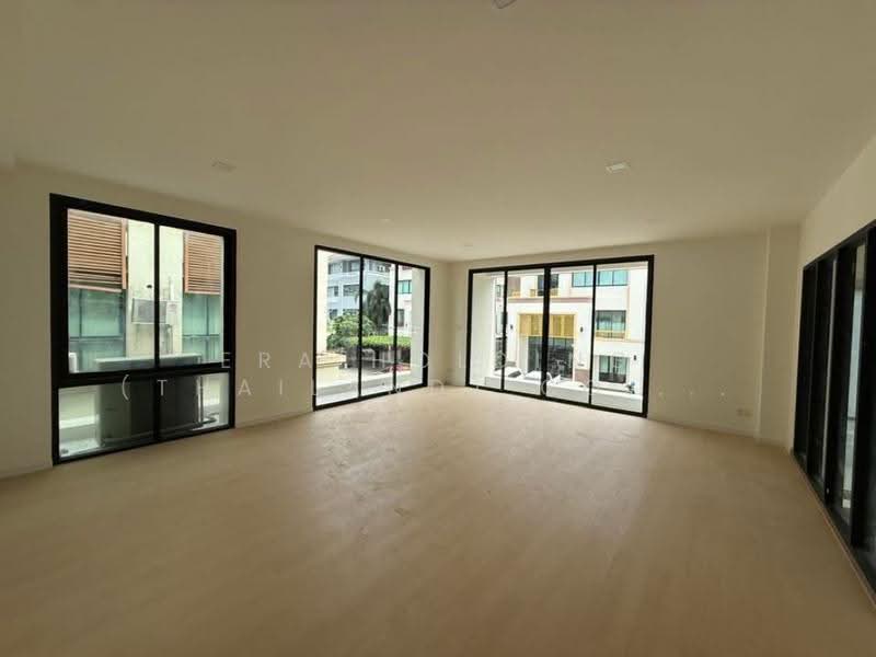 วังทองหลาง วังทองหลาง, Bangkok, Wang Thonglang, Bangkok, , 800 sqm, Shophouse For Sale, by ERA Holding (Thailand) Co., Ltd., 500622498 - DDproperty.com