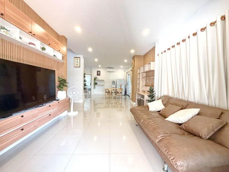 Urgent sale Fully Furnished 4bed Corner Unit at Nongprue, Chon Buri (Pattaya), Nong Pru, Bang Lamung (Pattaya), Chon Buri (Pattaya), 4 Bedrooms, 162 sqm, Single Detached House For Sale, by วชิราพันธ์ โฟรห์ลิค, 500622531 - DDproperty.com
