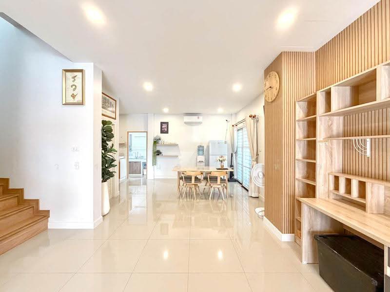 Urgent sale Fully Furnished 4bed Corner Unit at Nongprue, Chon Buri (Pattaya), Nong Pru, Bang Lamung (Pattaya), Chon Buri (Pattaya), 4 Bedrooms, 162 sqm, Single Detached House For Sale, by วชิราพันธ์ โฟรห์ลิค, 500622531 - DDproperty.com