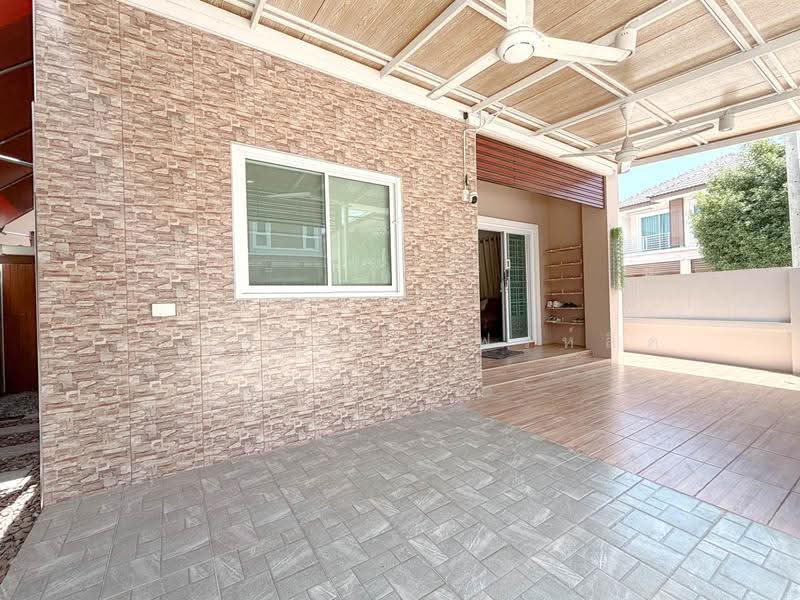 Urgent sale Fully Furnished 4bed Corner Unit at Nongprue, Chon Buri (Pattaya), Nong Pru, Bang Lamung (Pattaya), Chon Buri (Pattaya), 4 Bedrooms, 162 sqm, Single Detached House For Sale, by วชิราพันธ์ โฟรห์ลิค, 500622531 - DDproperty.com