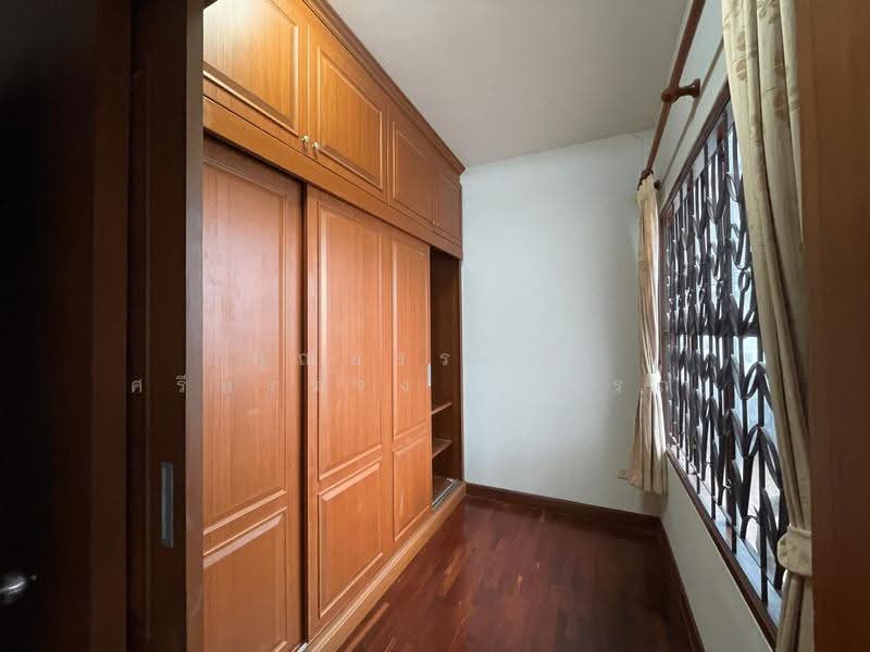 บ้านเดี่ยว ศรีนครินทร์ ซ.โรงพยาบาลเปาโล ต.บางเมือง อ.เมืองสมุทรปราการ จ.สมุทรปราการ 10270, Samut Prakan, ศรีนครินทร์, Bang Mueng, Muang Samut Prakarn, Samut Prakan, 5 Bedrooms, 350 sqm, Single Detached House For Sale, by คุณอรรถพล ศรีบรรจง (อรรถ), 500622562 - DDproperty.com