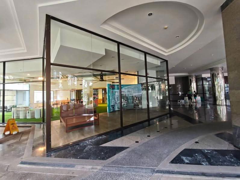 Supalai Place Sukhumvit 39, Bangkok, 175-179 Soi Sukhumvit 39 Sukhumvit Road, Khlong Tan Nua, Watthana, Bangkok, 4 Bedrooms, 250 sqm, Condo For Rent, by Airada Parasarn, 500622584 - DDproperty.com