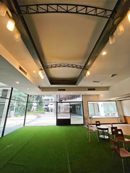 Supalai Place Sukhumvit 39, Bangkok, 175-179 Soi Sukhumvit 39 Sukhumvit Road, Khlong Tan Nua, Watthana, Bangkok, 4 Bedrooms, 250 sqm, Condo For Rent, by Airada Parasarn, 500622584 - DDproperty.com