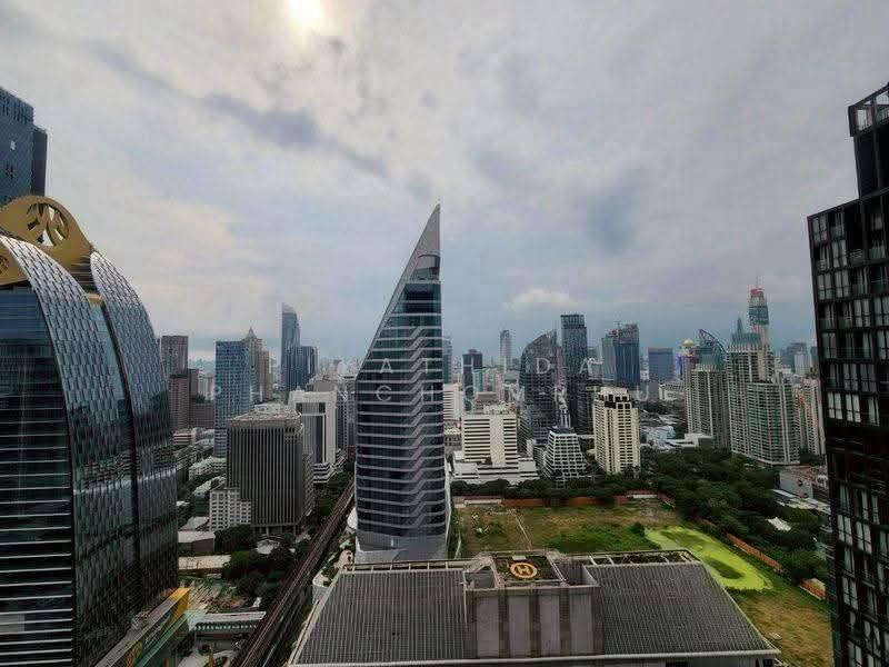 Noble Ploenchit, Bangkok, 1035 Ploenchit  Road, Lumphini, Pathum Wan, Bangkok, 2 Bedrooms, 91 sqm, Condo For Rent, by Piyathida Phanchomphu, 500622661 - DDproperty.com