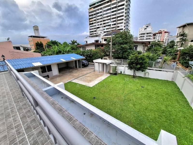 หลังใหญ่ รีโนเวทใหม่ | วิภาวดี 44–46, Bangkok, Lat Yao, Chatuchak, Bangkok, 5 Bedrooms, 550 sqm, Single Detached House For Rent, by ERA Holding (Thailand) Co., Ltd., 500622675 - DDproperty.com