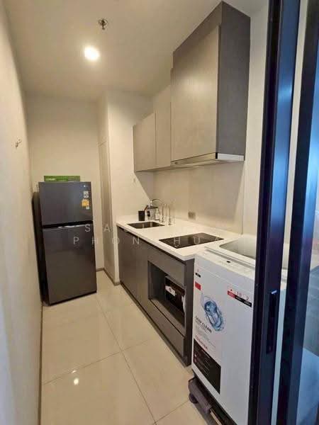 Life Asoke Hype, Bangkok, 339 Chaturathit Rd, Makkasan, Ratchathewi, Bangkok, 2 Bedrooms, 48 sqm, Condo For Rent, by Sasithon Phonchuai, 500622738 - DDproperty.com