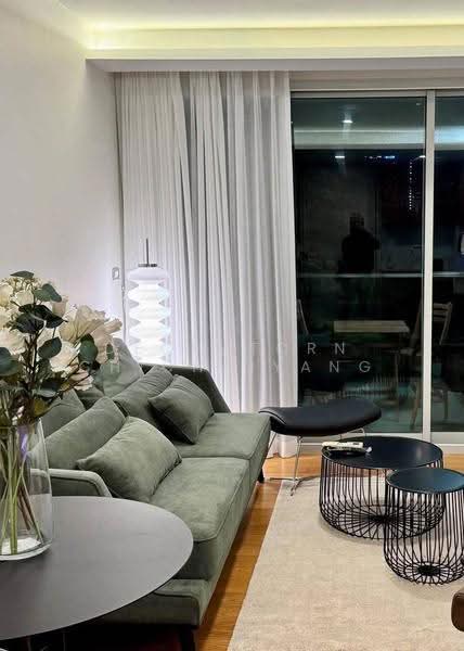 Via 31, Bangkok, Soi Sukhumvit 31, Khlong Tan Nua, Watthana, Bangkok, 2 Bedrooms, 71 sqm, Condo For Rent, by Dechatorn Chichaiyang, 500622836 - DDproperty.com
