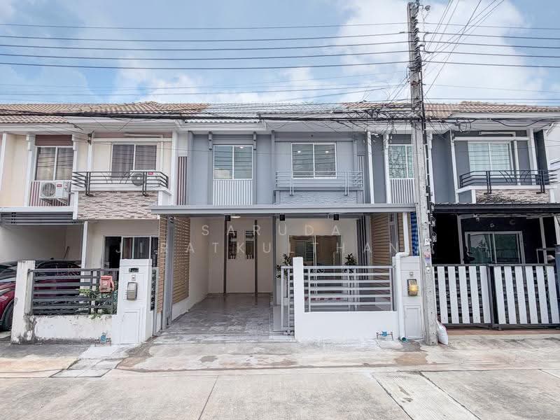 Pruksa Town Ratchapruk, Bangkok, Ratchaphruek Road, Bang Prom, Taling Chan, Bangkok, 3 Bedrooms, 120 sqm, Townhouse For Sale, by Saruda Jiratkulthana, 500622842 - DDproperty.com