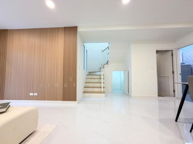 Pruksa Town Ratchapruk, Bangkok, Ratchaphruek Road, Bang Prom, Taling Chan, Bangkok, 3 Bedrooms, 120 sqm, Townhouse For Sale, by Saruda Jiratkulthana, 500622842 - DDproperty.com