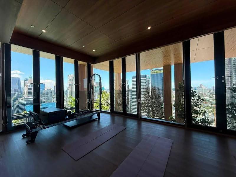 ROMM Convent, Bangkok, 42 Convent Road, Silom, Bang Rak, Bangkok, 3 Bedrooms, 182 sqm, Condo For Sale, by Thanyalak Ajmera, 500622883 - DDproperty.com