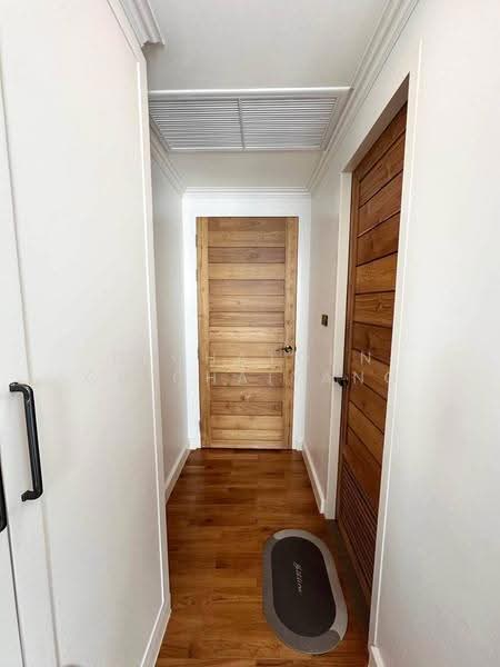 Watermark Chaophraya, Bangkok, Soi Charoennakorn 39-41, Charoennakorn Road, Bang Lam Phu Lang, Khlong San, Bangkok, 4 Bedrooms, 283 sqm, Condo For Sale, by Dechatorn Chichaiyang, 500622888 - DDproperty.com