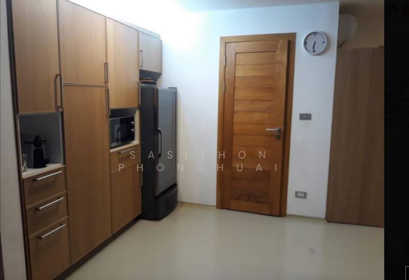 Asoke Towers, Bangkok, Sukhumvit 21 Road, Khlongtoei Nua, Watthana, Bangkok, 3 Bedrooms, 253 sqm, Condo For Sale, by Sasithon Phonchuai, 500622905 - DDproperty.com