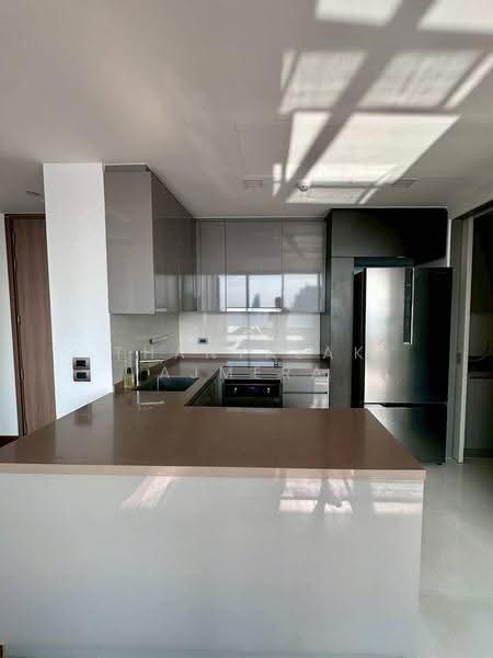 M Silom, Bangkok, 26 Narathiwas Ratchanakarin Road, Suriyawong, Bang Rak, Bangkok, 3 Bedrooms, 160 sqm, Condo For Rent, by Thanyalak Ajmera, 500622910 - DDproperty.com