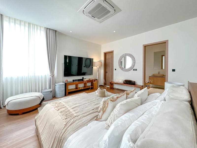 Modern Tropical 2-Storey Home in Bangjo, Phuket., Phuket, Sri Sunthon, Thalang, Phuket, 3 Bedrooms, 229 sqm, Single Detached House For Sale, by Natchadawaryn (Natcha) Rojthanakrit, 500622911 - DDproperty.com