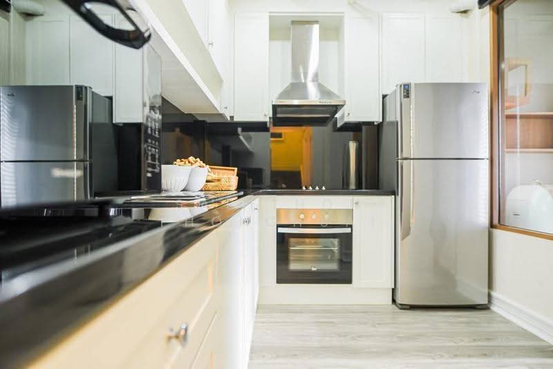 The Emporio Place, Bangkok, 93 Soi Sukhumvit 24, Sukhumvit Road, Khong Tan, Khlong Toei, Bangkok, 3 Bedrooms, 169 sqm, Condo For Sale, by Sasithon Phonchuai, 500622932 - DDproperty.com