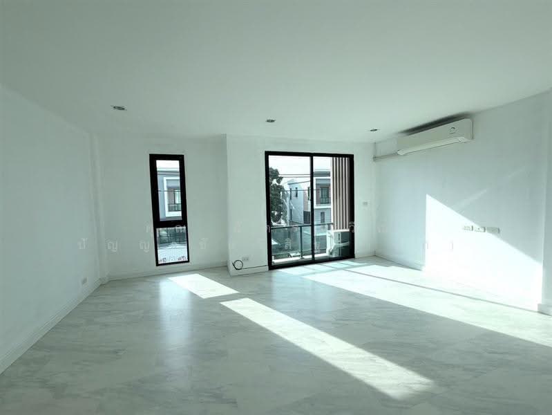 Baan Chayada @ Work, Samut Prakan, Bua Nakarin Road, Bang Kaeo, Bang Plee, Samut Prakan, 4 Bedrooms, 180 sqm, Townhouse For Sale, by คุณ ฉัตรปวีณ์ ปัญญาชัยวิสิฐ (ปุ๊ก), 500623043 - DDproperty.com