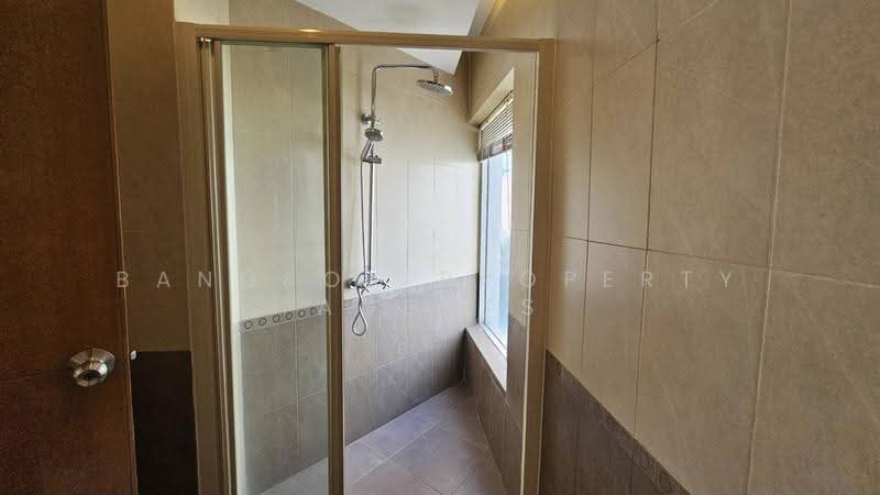 Esmeralda Apartments, Bangkok, Soi Ngamduphli, Rama 4 Road, Thung Maha Mek, Sathon, Bangkok, 3 Bedrooms, 201 sqm, Condo For Rent, by BANGKOK PROPERTY AGENTS, 500623062 - DDproperty.com