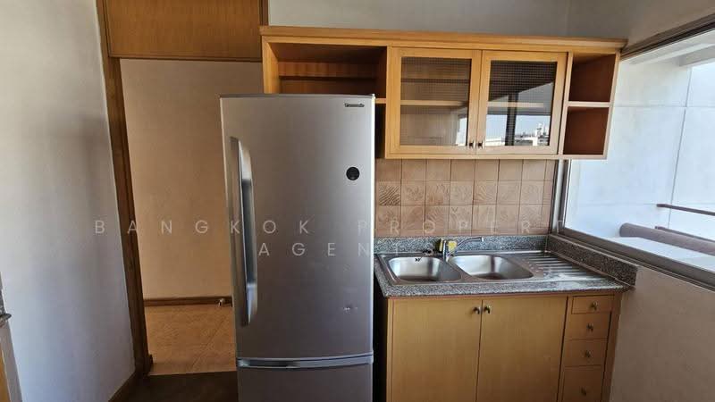 Esmeralda Apartments, Bangkok, Soi Ngamduphli, Rama 4 Road, Thung Maha Mek, Sathon, Bangkok, 3 Bedrooms, 201 sqm, Condo For Rent, by BANGKOK PROPERTY AGENTS, 500623062 - DDproperty.com