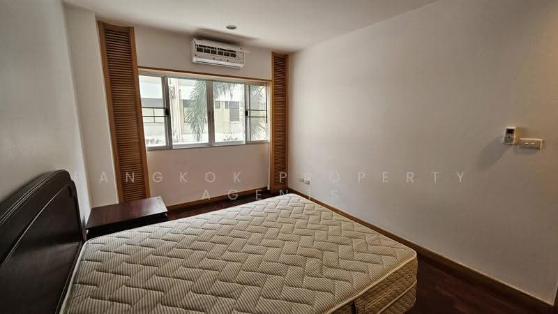Esmeralda Apartments : เอสเมอรัลด้า อพาร์ทเม้นท์, กรุงเทพ, ซอยงามดูพลี ถนนพระราม 4, ทุ่งมหาเมฆ, สาทร, กรุงเทพ, 200 ตร.ม., คอนโด ให้เช่า, โดย BANGKOK PROPERTY AGENTS, 500623091 - DDproperty.com