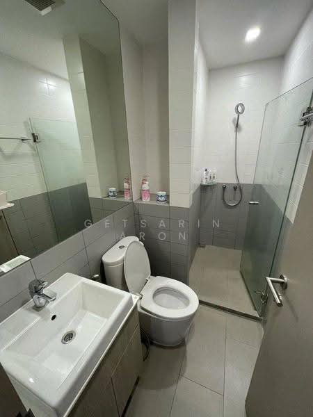 IDEO MOBI Sukhumvit 81, Bangkok, 2097 Sukhumvit Road, Bang Chak, Phra Khanong, Bangkok, 2 Bedrooms, 43 sqm, Condo For Sale, by Getsarin Aron, 500623100 - DDproperty.com